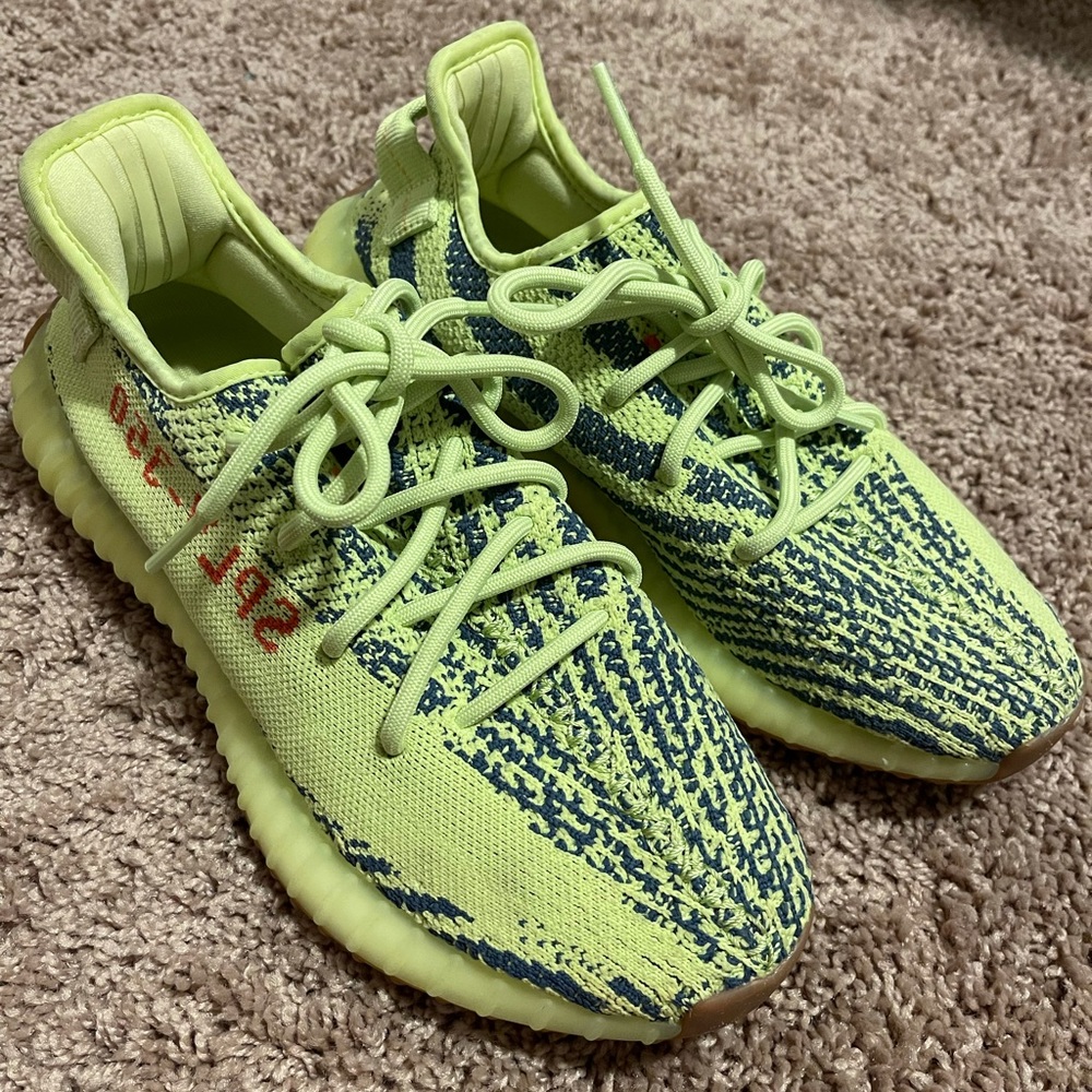 SOLD- YEEZY BOOST 350 V2 'SEMI FROZEN YELLOW'